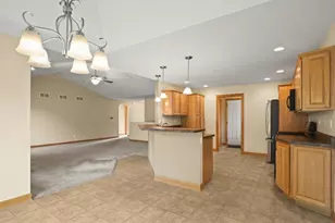 713 Birch St, Byron, IL 61010 - Photo 13
