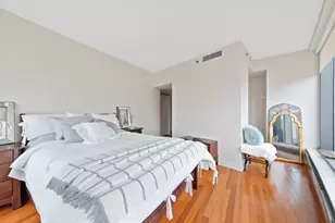 60 E Monroe St, Chicago, IL 60603 - Photo 13