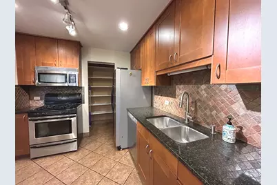 734 Plumtree Court #C1, Wheeling, IL 60090 - Photo 3