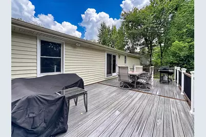 1810 Louise Street, Crystal Lake, IL 60014 - Photo 25