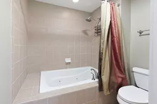 240 Regency Ct, Wauconda, IL 60084 - Photo 29