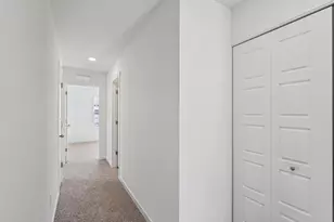 1387 Oakfield Ln, Pingree Grove, IL 60140 - Photo 11