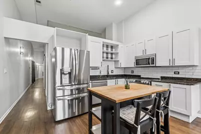 523 N Racine Avenue #1, Chicago, IL 60642 - Photo 3