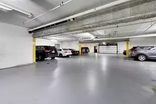 901 Center St, Des Plaines, IL 60016 - Photo 39