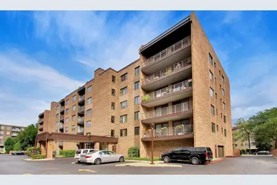 901 Center Street #403, Des Plaines, IL 60016 - Photo 5