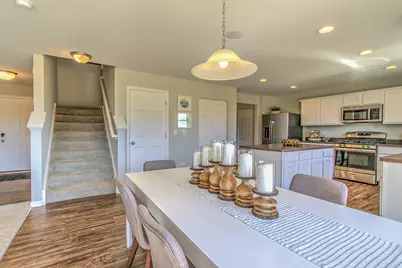 807 Vicki Lane, Oswego, IL 60543 - Photo 13