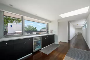 2041 W Roscoe St, Chicago, IL 60618 - Photo 5