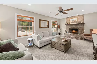 1301 Larson Street, Sycamore, IL 60178 - Photo 15