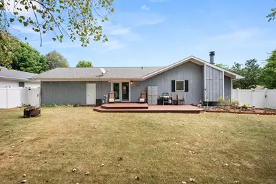 1301 Larson Street, Sycamore, IL 60178 - Photo 27