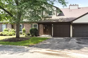 2169 Sunderland Ct, Naperville, IL 60565 - Photo 3