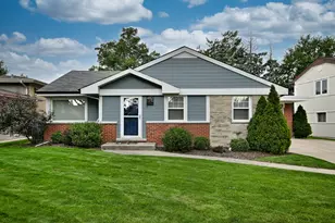482 E Park Ave, Elmhurst, IL 60126 - Photo 1