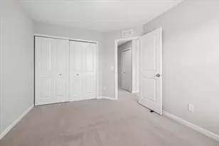 909 Times Square Dr, Aurora, IL 60504 - Photo 15