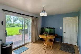 302 S 6th St, Kirkland, IL 60146 - Photo 3