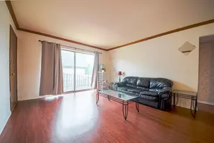 916 S Plum Grove Rd, Palatine, IL 60067 - Photo 3