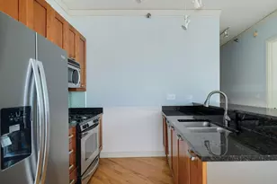 170 W Polk St, Chicago, IL 60605 - Photo 11