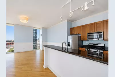 170 W Polk Street #1404, Chicago, IL 60605 - Photo 9