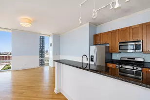 170 W Polk St, Chicago, IL 60605 - Photo 9