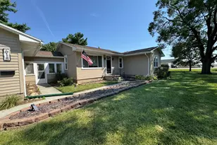 618 S Lott Blvd, Gibson City, IL 60936 - Photo 41
