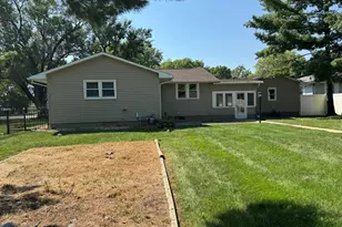 618 S Lott Blvd, Gibson City, IL 60936 - Photo 37