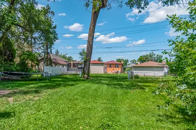 1730 Lunt Avenue, Des Plaines, IL 60018 - Photo 29