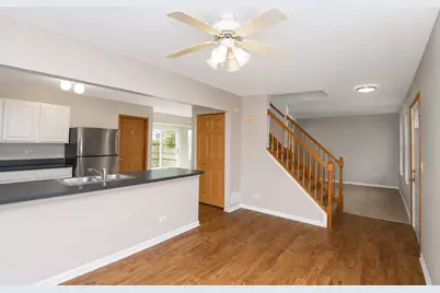 979 Symphony Drive, Aurora, IL 60504 - Photo 5