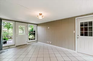 914 Hastings Dr, Bloomington, IL 61701 - Photo 15