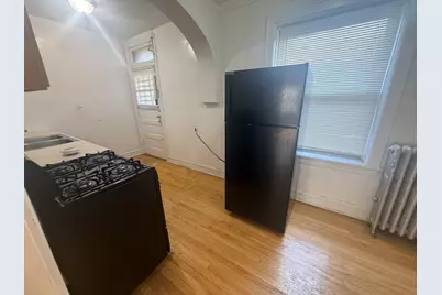 2105 Grove Avenue #202, Berwyn, IL 60402 - Photo 9