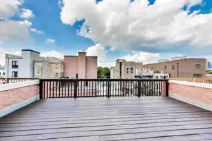 1328 W Fillmore St, Chicago, IL 60607 - Photo 25