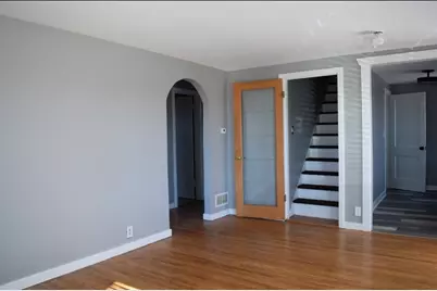 254 W Main Street, Carpentersville, IL 60110 - Photo 9
