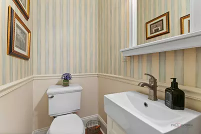 136 Washington Circle, Lake Forest, IL 60045 - Photo 23