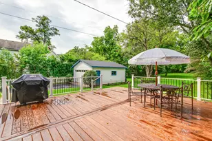 136 Washington Cir, Lake Forest, IL 60045 - Photo 33