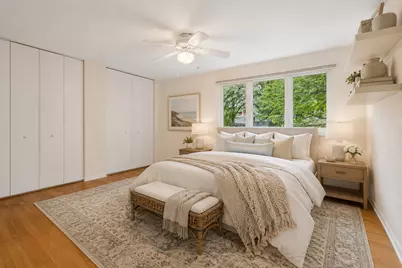 114 N Peartree Lane, Arlington Heights, IL 60004 - Photo 11