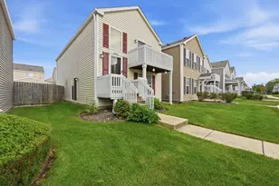 640 Four Seasons Blvd, Aurora, IL 60504 - Photo 29