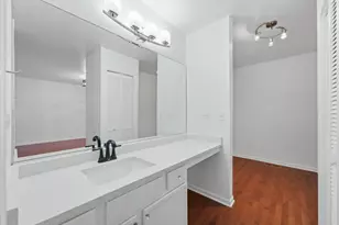 640 Four Seasons Blvd, Aurora, IL 60504 - Photo 15