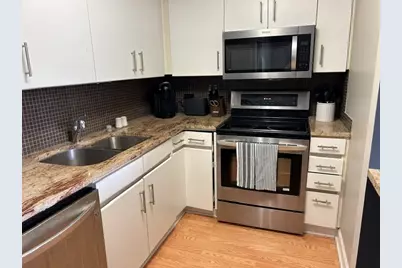 440 N Wabash Avenue #3710, Chicago, IL 60611 - Photo 5