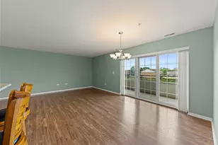 710 W 63rd St, Westmont, IL 60559 - Photo 7