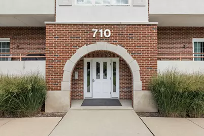 710 W 63rd Street #203, Westmont, IL 60559 - Photo 3