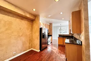 2936 Kentshire Cir, Naperville, IL 60564 - Photo 5