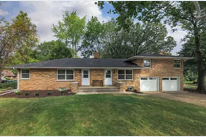 117 E 6th Avenue, Naperville, IL 60563 - Photo 1