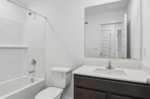 1385 Oakfield Ln, Pingree Grove, IL 60140 - Photo 15