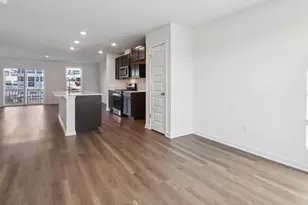 1385 Oakfield Ln, Pingree Grove, IL 60140 - Photo 11