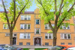 4005 W Nelson St, Chicago, IL 60641 - Photo 1