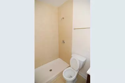 6834 N Ashland Boulevard #3, Chicago, IL 60626 - Photo 13