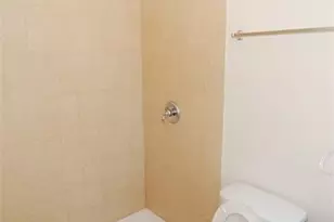 6834 N Ashland Blvd, Chicago, IL 60626 - Photo 13