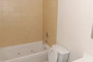 6834 N Ashland Blvd, Chicago, IL 60626 - Photo 7