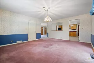 1420 N Hickory Ave, Arlington Heights, IL 60004 - Photo 9