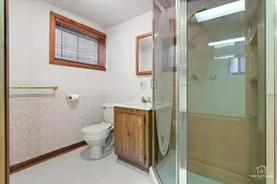 1420 N Hickory Ave, Arlington Heights, IL 60004 - Photo 25