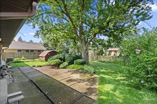 1420 N Hickory Ave, Arlington Heights, IL 60004 - Photo 29
