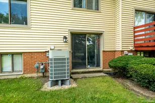 18590 Meadow Ln, Hazel Crest, IL 60429 - Photo 21