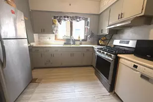 1103 N 8th Ave, Maywood, IL 60153 - Photo 13